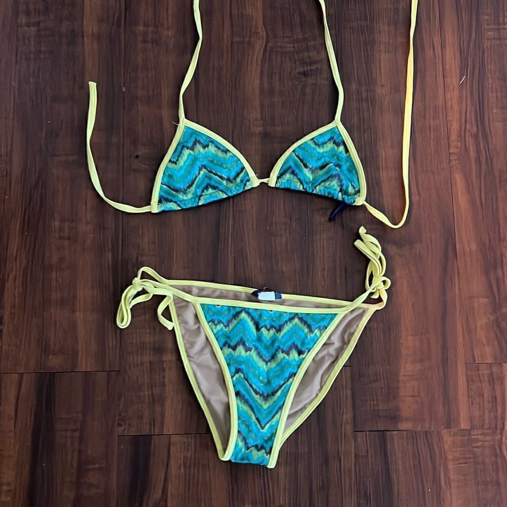 Bikini Size Medium Top & Bottom Blue Green Triangle Tie Top & Bottom - Like New